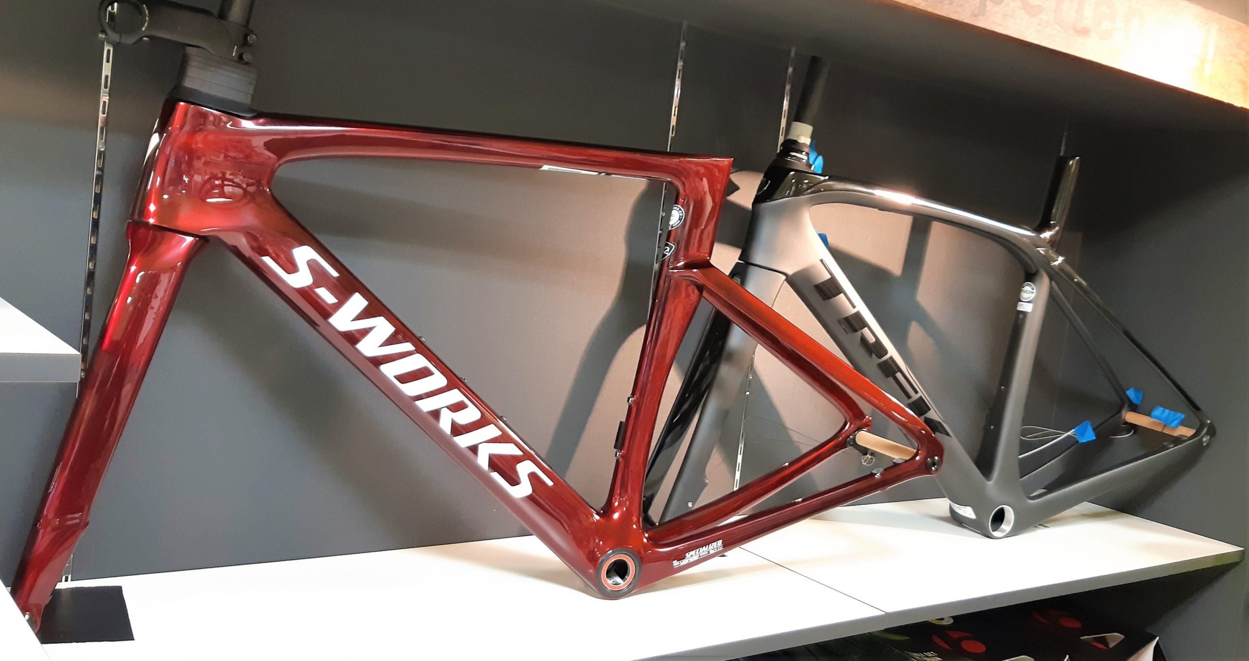 S-WORKS VENGEフレームセット - 自転車 S-WORKS VENGEフレームセット - 自転車